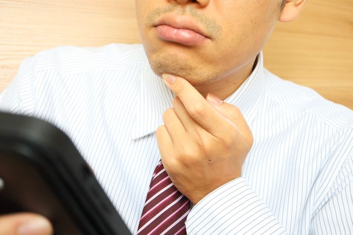 鬚根明顯破解：分享5大剃鬚刀選購指南+正確刮鬍步驟與秘訣！